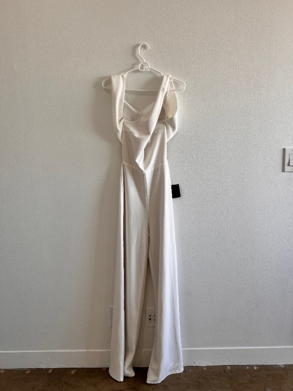 Lulus White Wide Leg Open Back Formal Jumpsuit